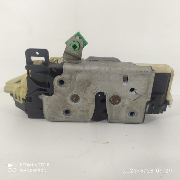 Fechadura Porta Edge Traseira Esq 2008 2010 2011/2014 986964
