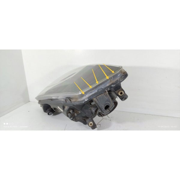 Farol Direito Ford Ka Máscara Negra 2012 Detalhe