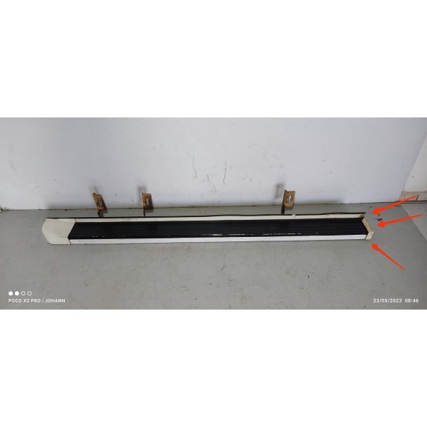 Estribo Amarok Esquerdo 2011 2012/2016 Detalhe /28804