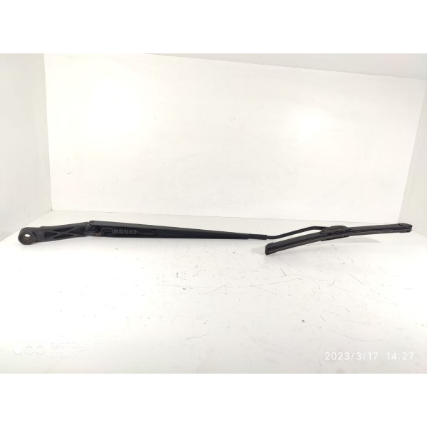 Braço Esquerdo Parabrisa Versa Esq 2014 2015 A 2020 / 27011