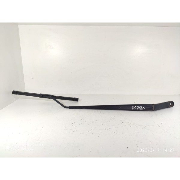 Braço Esquerdo Parabrisa Versa Esq 2014 2015 A 2020 / 27011
