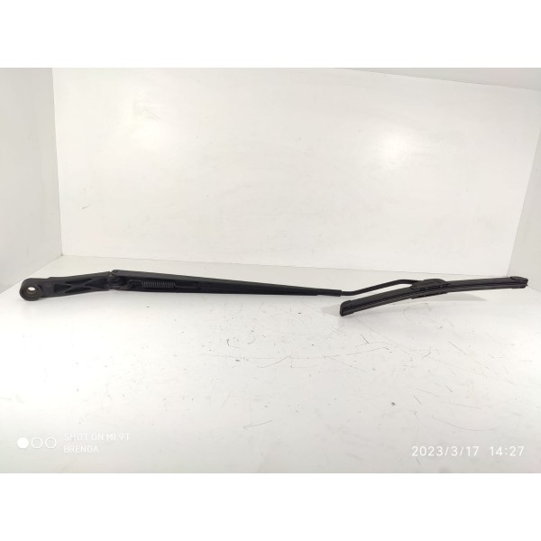 Braço Esquerdo Parabrisa Versa Esq 2014 2015 A 2020 / 27011