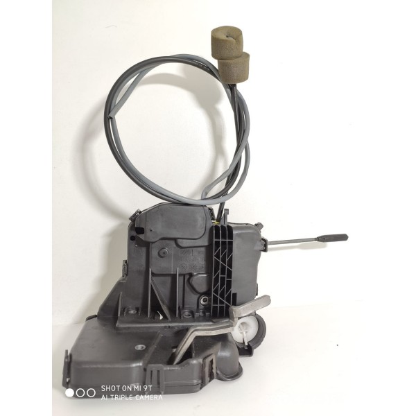 Fechadura Porta Esquerda Mercedes Clc200 2010 / 13912