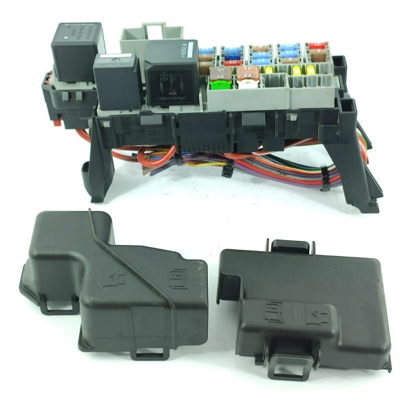 Caixa Fusiveis Volvo V60 S60 Xc60 2011/2018 30659288