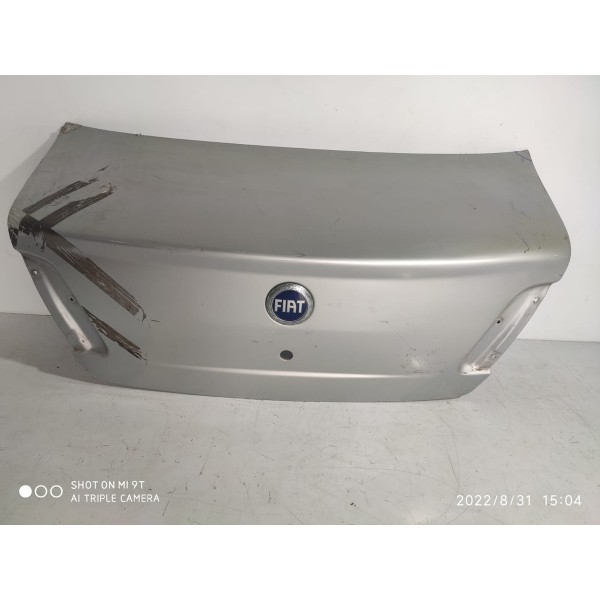 Tampa Traseira Fiat Siena 2005 Detalhe / 19296