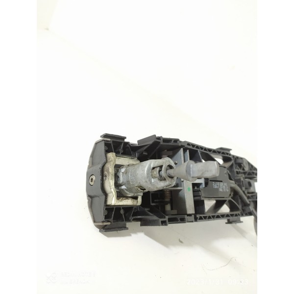 Maçaneta Tiguan Dianteira Esq 2010 2011 2012 2014 16 / 25120