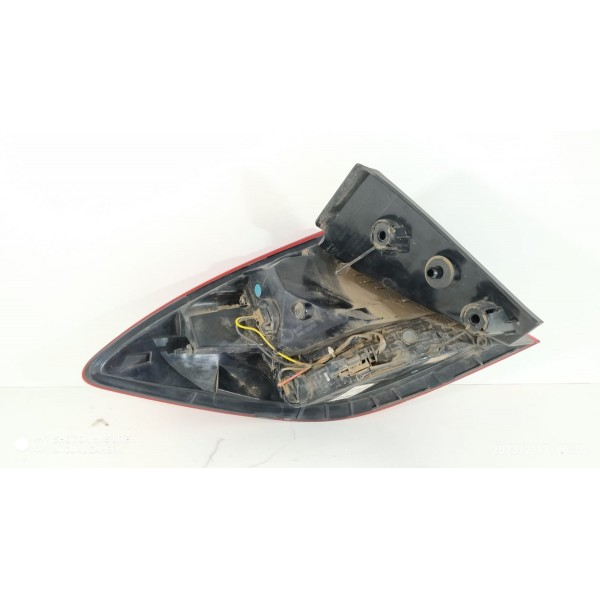 Lanterna Cruze Hatch Direita 2017 2018 2019 2020 / 25416