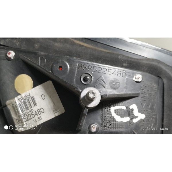Lanterna Tampa Citroen C3 Direita 2013 2015 Orig / 25291