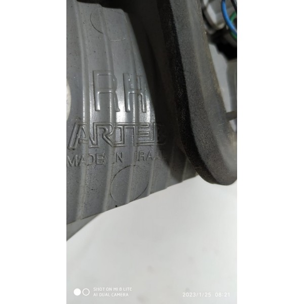 Lanterna Hb20 Hatch Direita Tampa Ate 2017 Orig Det/ 24875