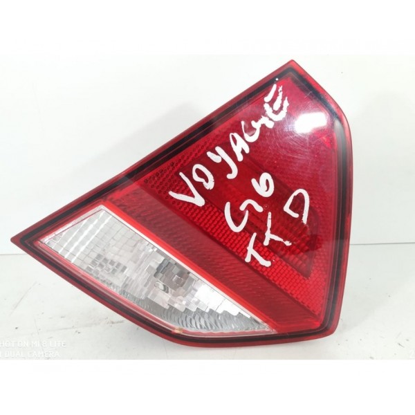 Lanterna Voyage Direita Tampa Tras G6 G7 G8 2016 Orig/ 24692