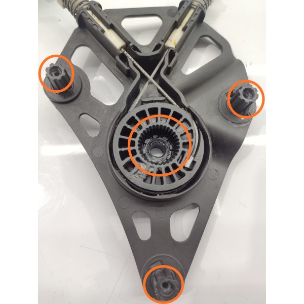 Maquina Vidro Dianteiro Esq Audi Q3 2015 8u0837461 / 17342
