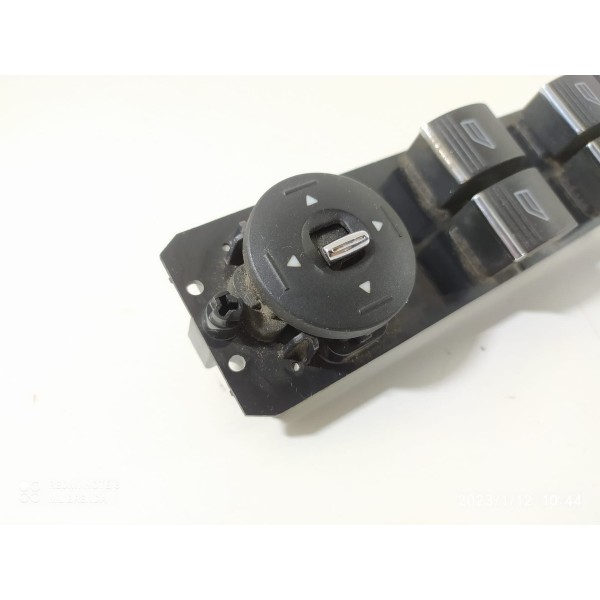 Botão Vidro New Fiesta 2014/2017 Diant E Am5t14a132aa /24175