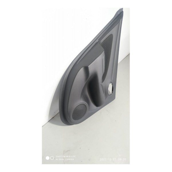 Forro Porta Nissan Versa 2019 Traseiro Esq Detalhe / 23595