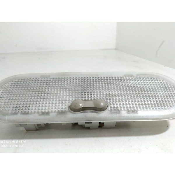 Luz Teto Cortesia Nissan Versa 2019 / 23581