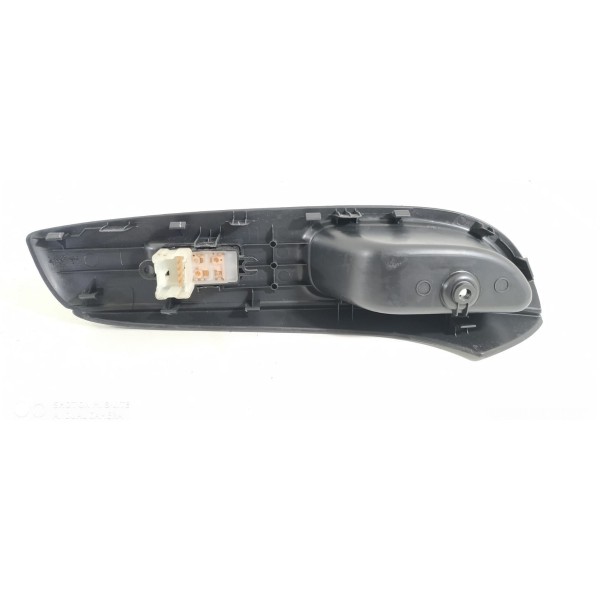 Botão Comando Vidro Versa Traseiro E 2014/2020 Orig /23434