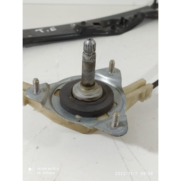 Maquina Vidro Peugeot 208 2014 Tras Esq 9803019480 / 22257