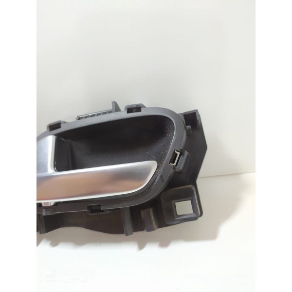 Maçaneta Interna Peugeot 208 2014 Diant Esq 96605254 / 22247