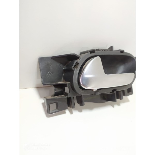 Maçaneta Interna Peugeot 208 2014 Diant Esq 96605254 / 22247