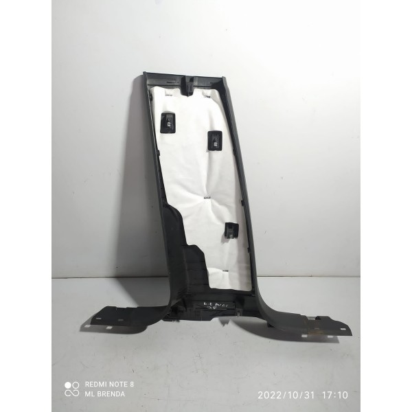 Acabamento Direito Coluna Inferior Audi Q5 2020 / 22179
