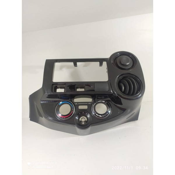 Moldura Painel Central Toyota Etios 2015 2016 2017 / 20962