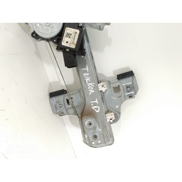 Maquina Vidro Tracker  Tras Dir 2014/2019 98810 Orig /20794