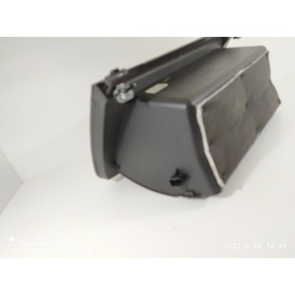 Porta Luvas Tracker 2014 2015 2016 Original / 20697