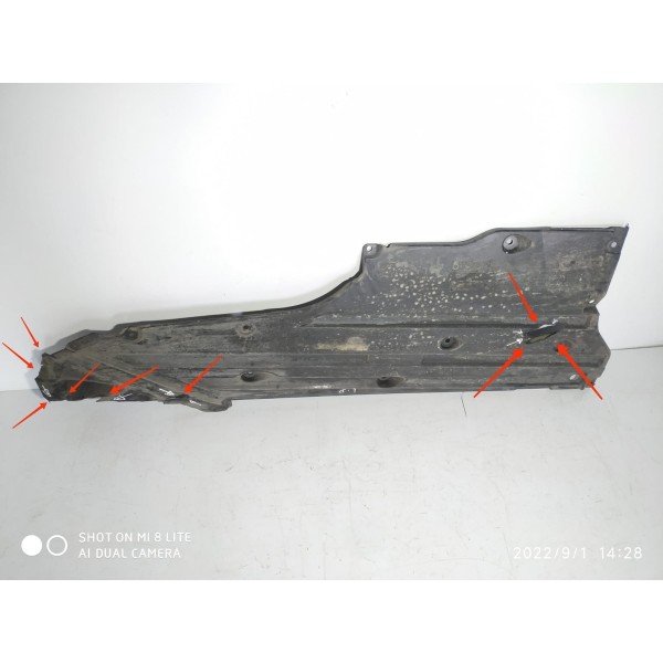 Protetor Assoalho Slk  200 R171 Direit 05/11 A1716190238 Det