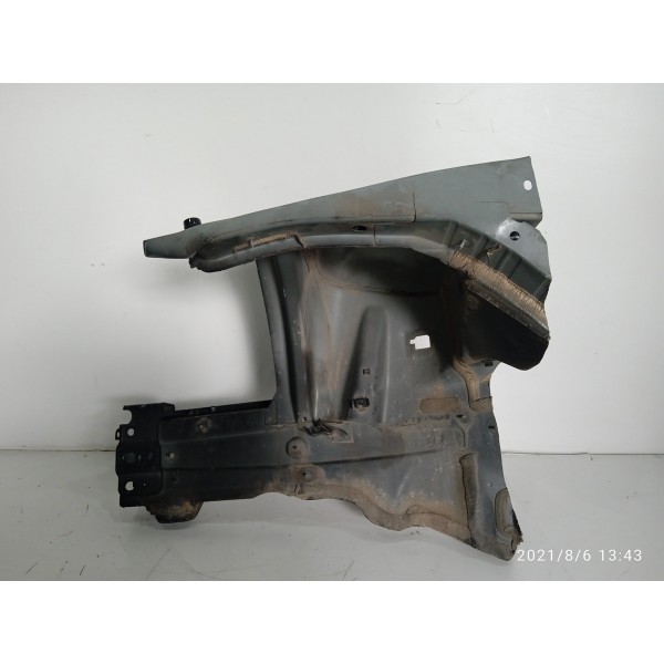 Caixa Roda Longarina Mercedes C180 C200 Esquerda 2008/2014