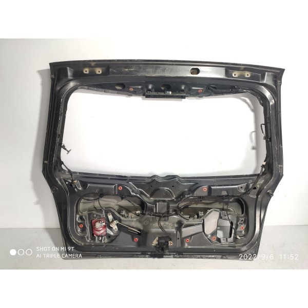 Tampa Traseira Fiat Stilo 2005/2012 Original Detalhe / 19483