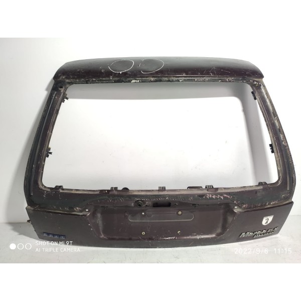 Tampa Traseira Fiat Marea Weekend 2001 Detalhe / 19480