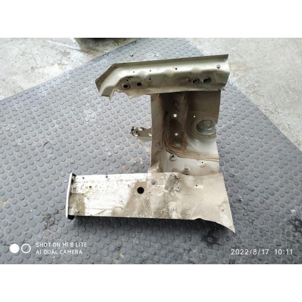 Longarina Caixa Roda Audi Q5 Esquerda 2009/2014 Orig /18558