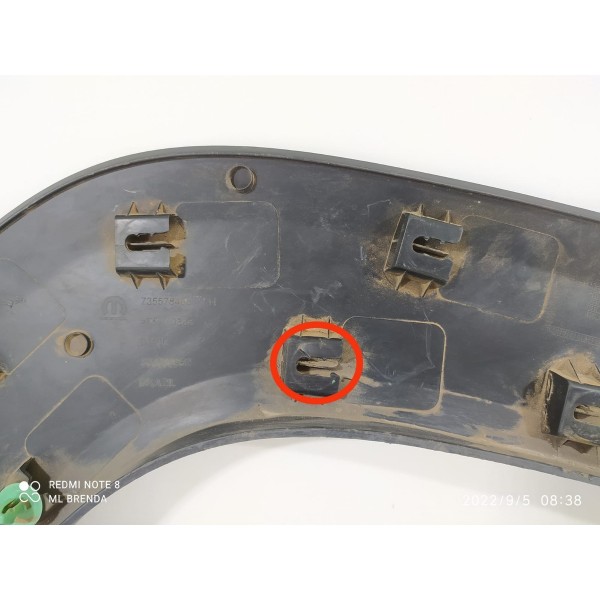 Moldura Jeep Renegade 2020 Traseira Esquerda Detalh / 19727