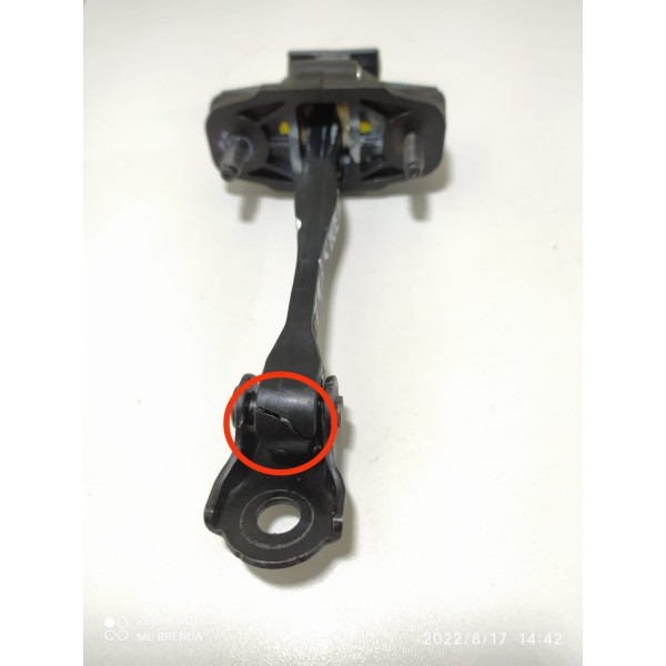 Limitador Porta Tracker Dianteira Dir 2020/2024 Orig /18538