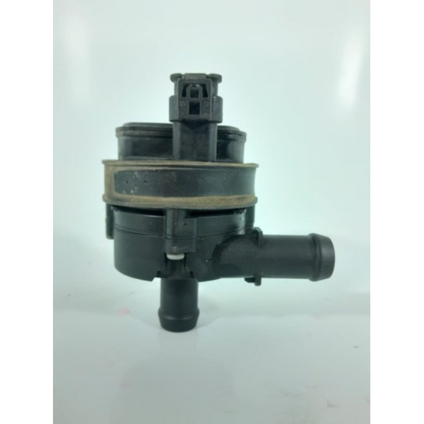 Bomba Agua Auxiliar Mercedes Gla Cla A 200 15/20 A005000686