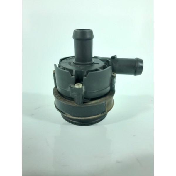 Bomba Agua Auxiliar Mercedes Gla Cla A 200 15/20 A005000686