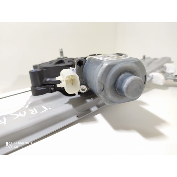 Maquina Vidro Tracker Diant Dir 2020/2024 26290108 /18533