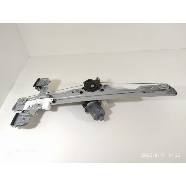 Maquina Vidro Tracker Diant Dir 2020/2024 26290108 /18533