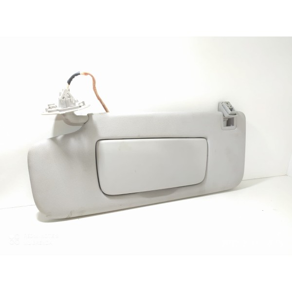 Quebra Sol Tracker Esquerdo 2020/2024 Original / 18506