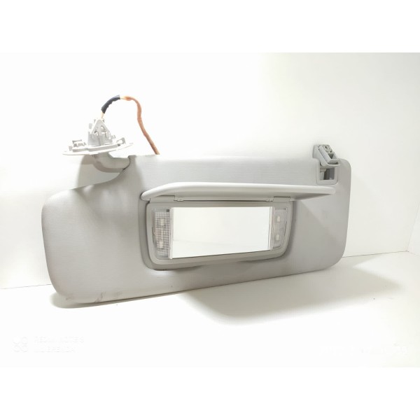 Quebra Sol Tracker Esquerdo 2020/2024 Original / 18506