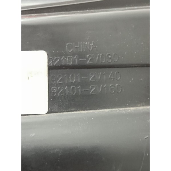 Farol Veloster Esquerdo Compl Original Detalhes 921012v160