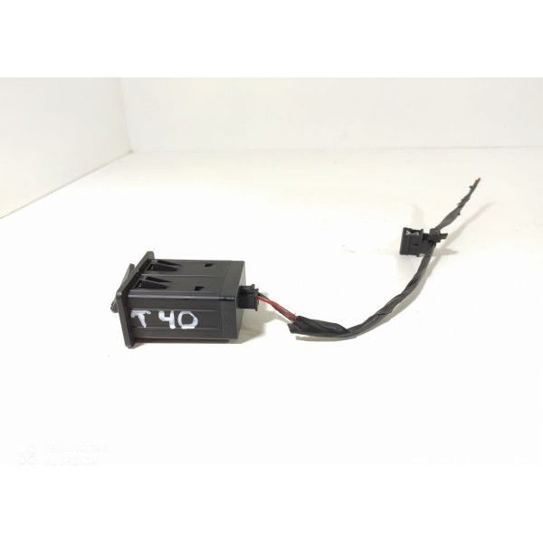 Entrada Auxiliar Usb Jac T40 2019 Original / 18266