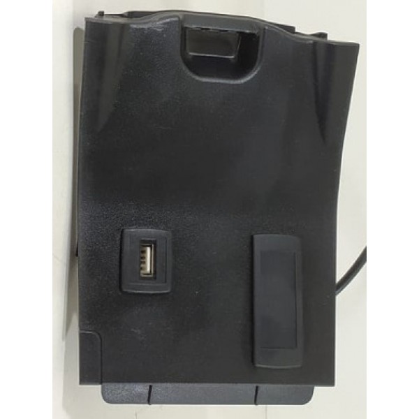 Entrada Aux Usb Mercedes Gla200 2015/2019 Original /17987