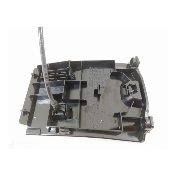 Entrada Aux Usb Mercedes Gla200 2015/2019 A2468230411