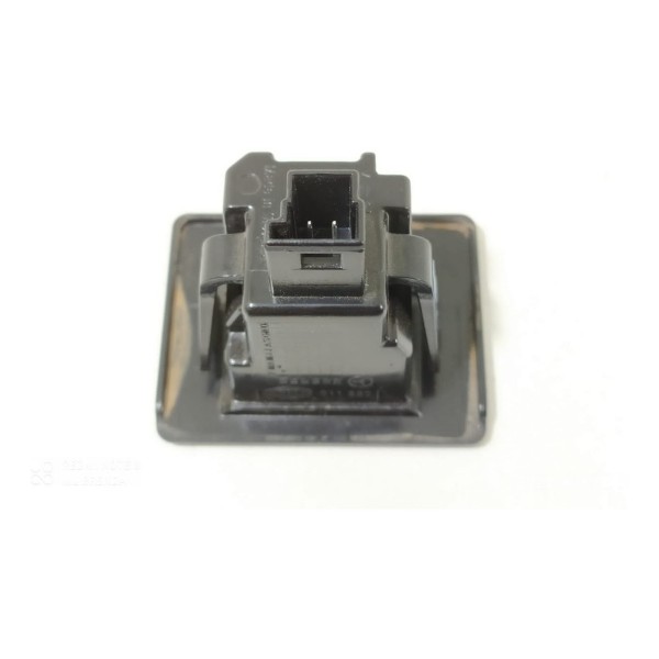 Luz Placa Mercedes Gla200 250 2015/2019 Orig / 17930