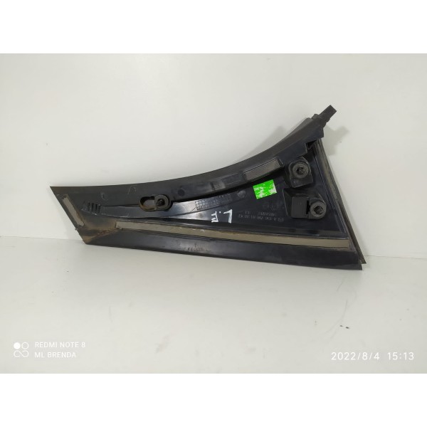 Acabamento Tampa Tras Esq Mercedes Gla200 A1567900388 /17914