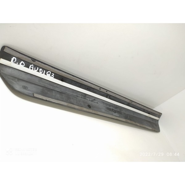 Soleira Porta Audi Q3 Diant Direita 2012/2016 Detalhe/ 17527