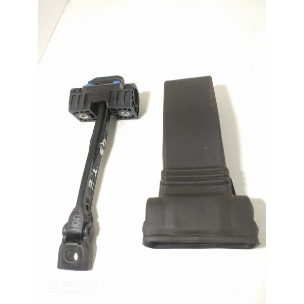 Limitador Porta Audi Q3 Traseira Esquerda 2013/2018 / 17355