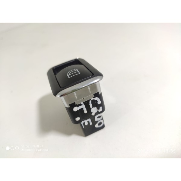 Botão Vidro C180 C200 Traseiro 2008/2014 Original / 17025