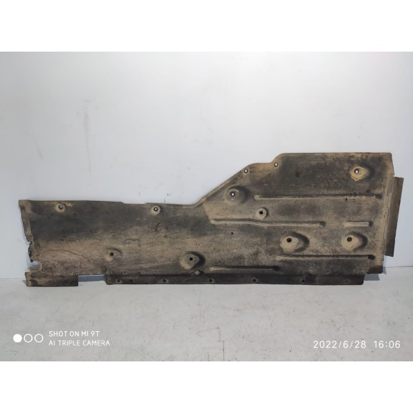 Protetor Assoalho Bmw X1 Direito 2009/2015 Orig Det/ 16155