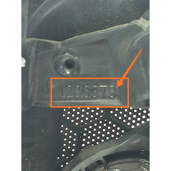 Acabamento Retrovisor Volvo V60 S60 Direit 2013/2018 1286373